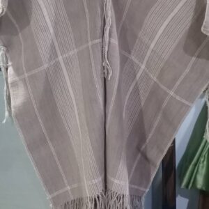Alternative view of เสื้อกะเหรี่ยงทอมือ ผ้าสีธรรมชาติ